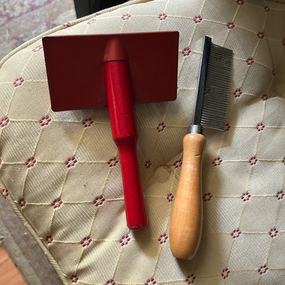 Dog Comb & Brush - Picture 3 of 3